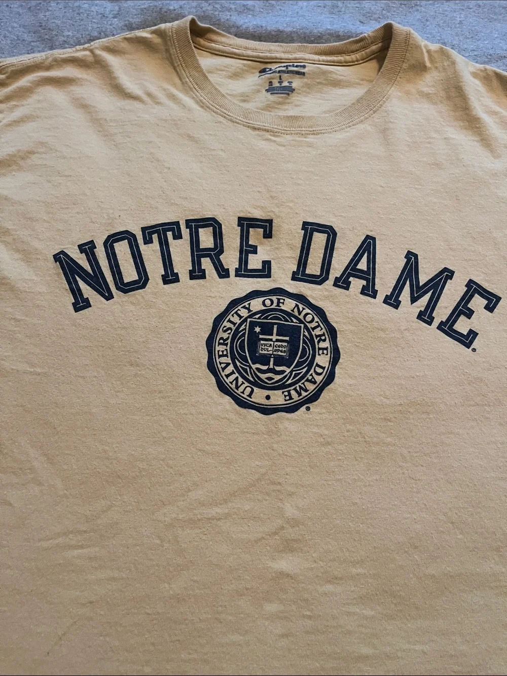 Champion Crewneck Tee - Beige with Navy Notre Dame Logo size L - Picture 3 of 7